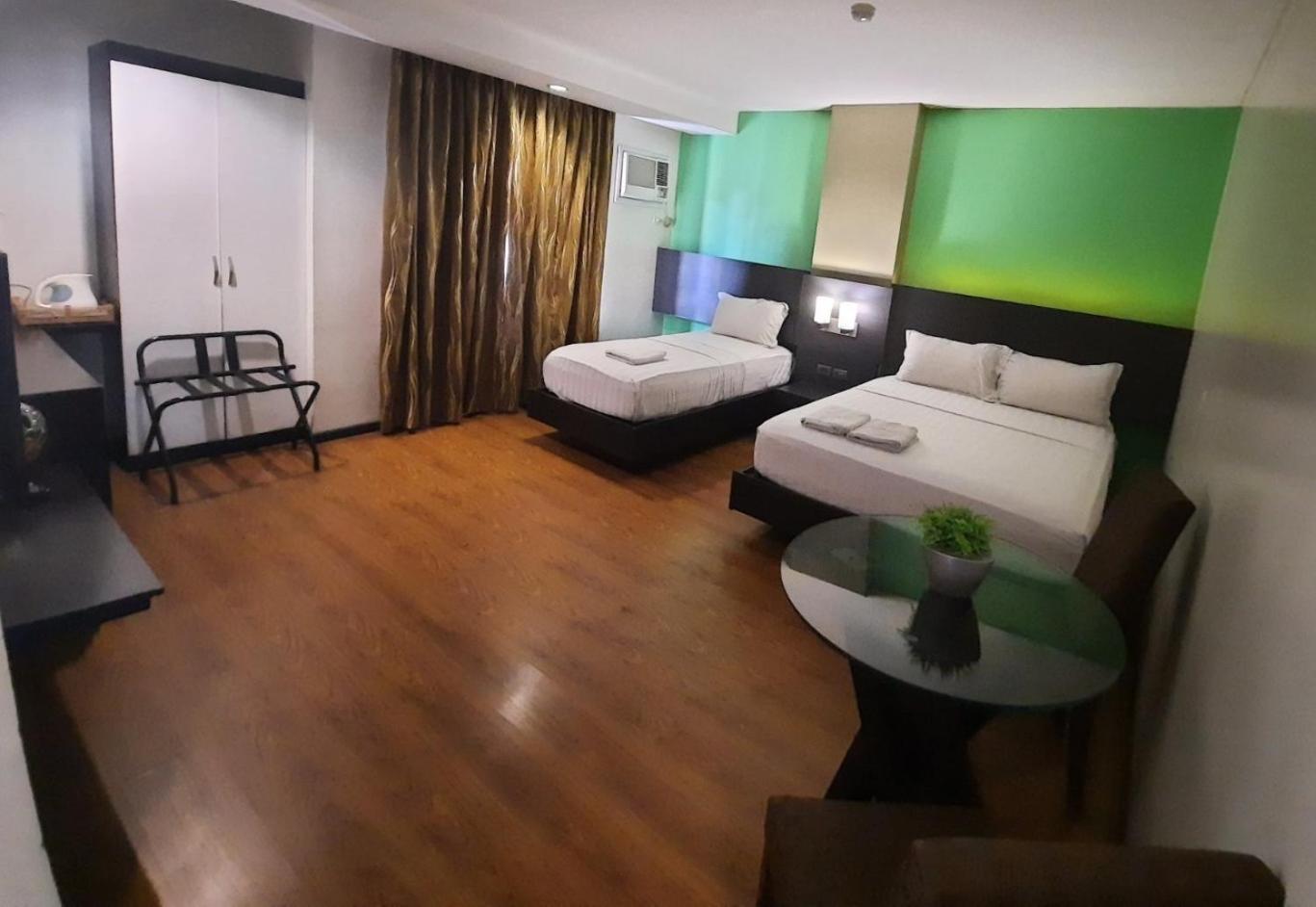 Makati Boutique Hotel Near Naia Airport Terminal 3 Edsa Pasay Cbd Makati City Buitenkant foto